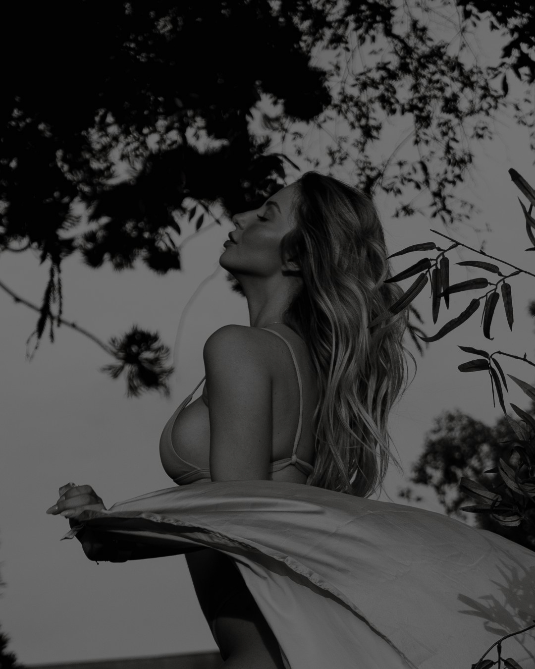 Wealthy, Wet & Wild — UNDRESSED program